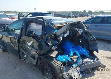 2017 Toyota Corolla Le from USA, damaged, VIN 2T1BURHE4HC799168